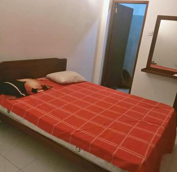 Bed and Breakfast Sham