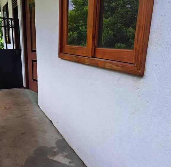 Bed and Breakfast Sham