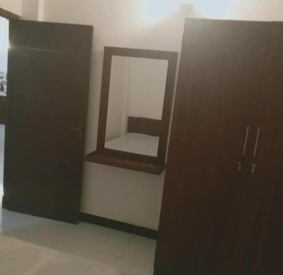 Bed and Breakfast Sham