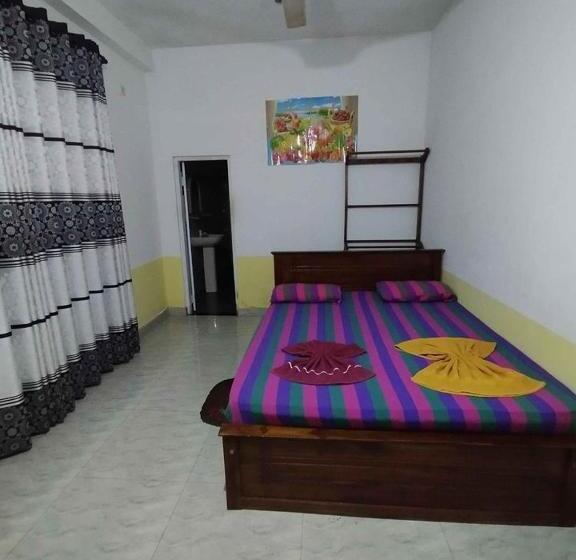 Bed and Breakfast Sham