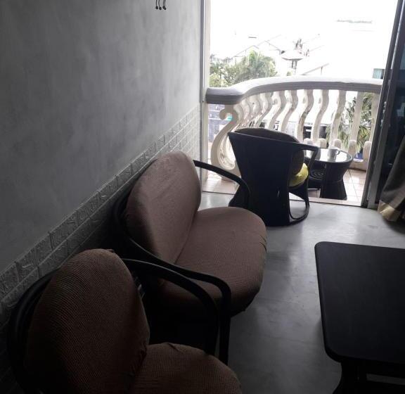 Cozy Glory Beach Resort Block A