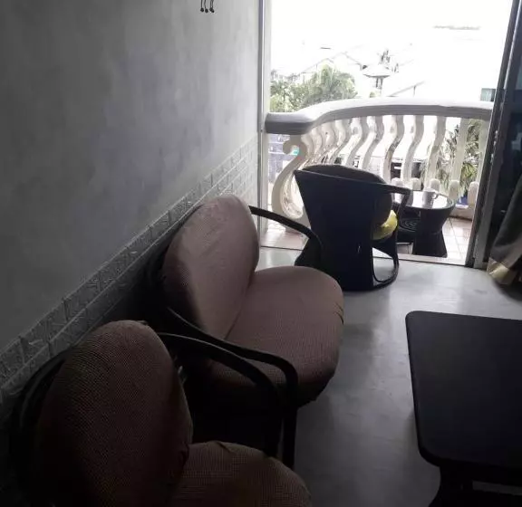 Cozy Glory Beach Resort Block A