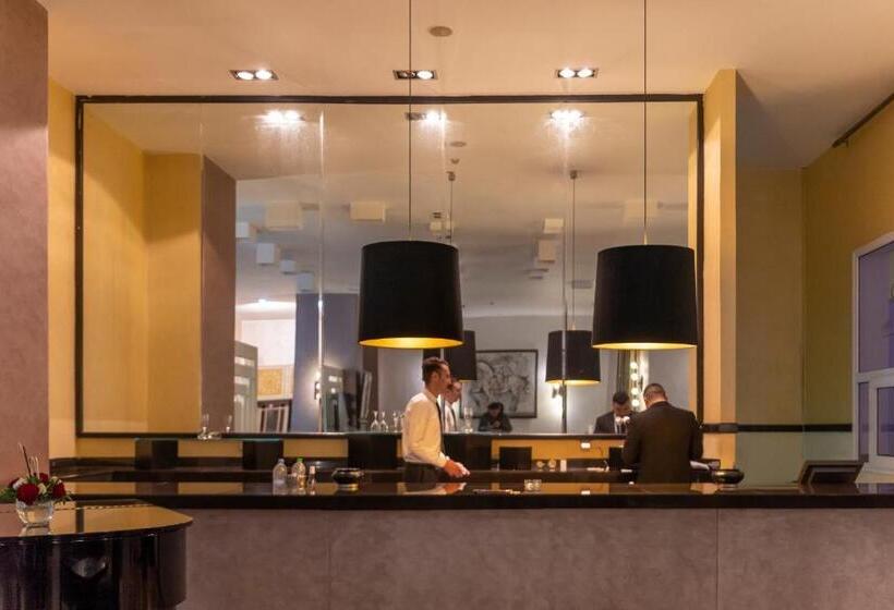 ホテル Andalucia Tangier