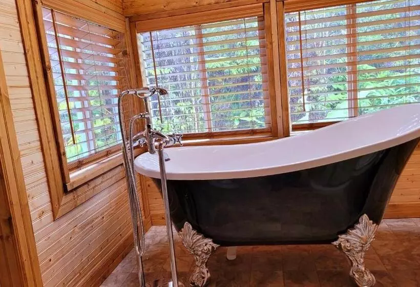 Majatalo Aloha Lodge Private Eco Log Cabin Near Volcano National Park