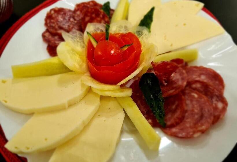 پانسیون Beconia Riverside