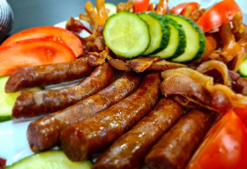 پانسیون Beconia Riverside