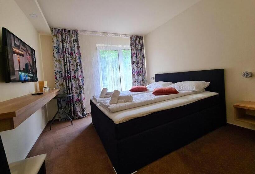 پانسیون Beconia Riverside