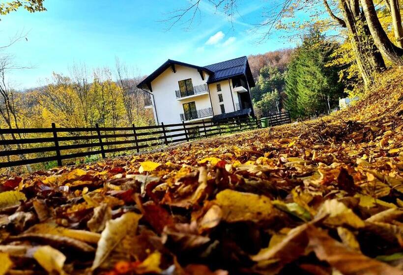 پانسیون Beconia Riverside