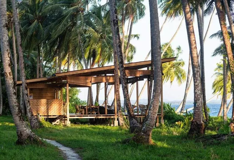 ペンション Pinang Island   Private Island Sea View Bungalows