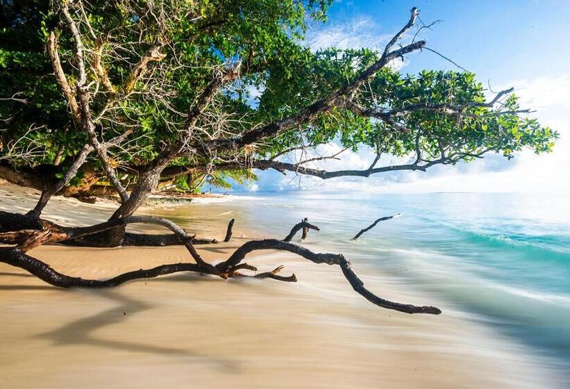 بنسيون Pinang Island   Private Island Sea View Bungalows