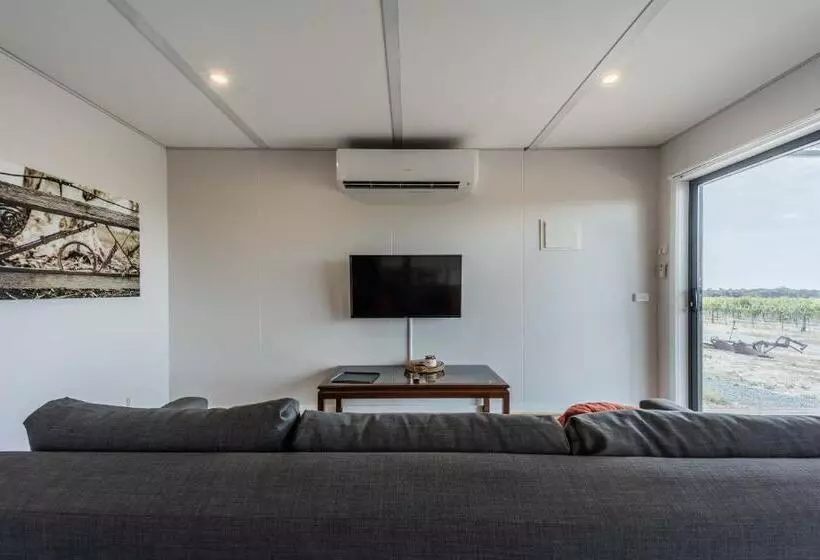 Vineyard Views At Shiraz Republic