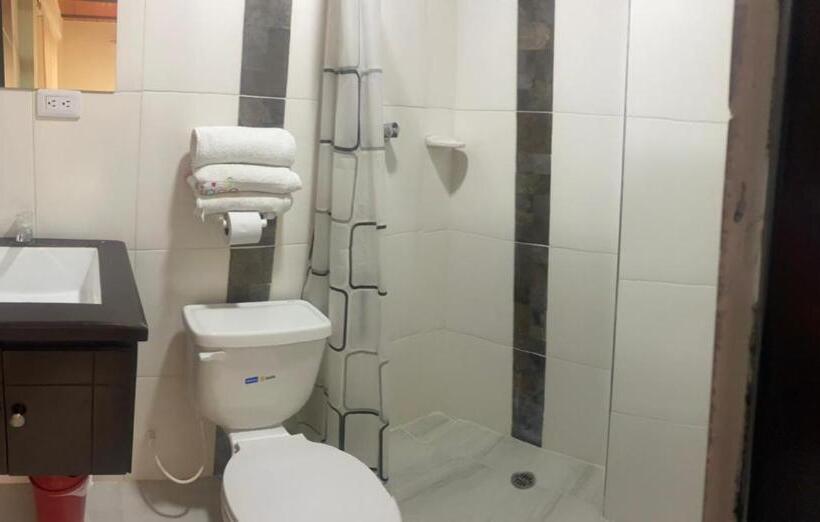 Общежитие Los Geranios Hospedaje