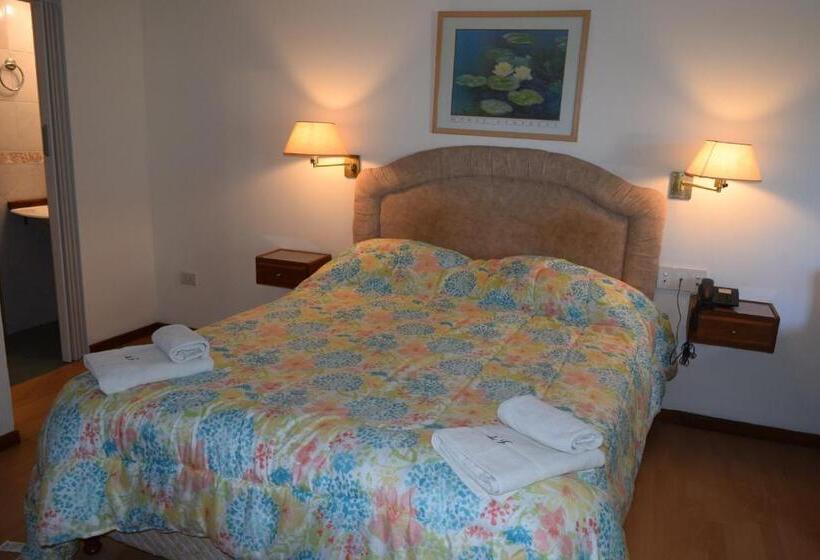 בית מלון כפרי La Fontaine