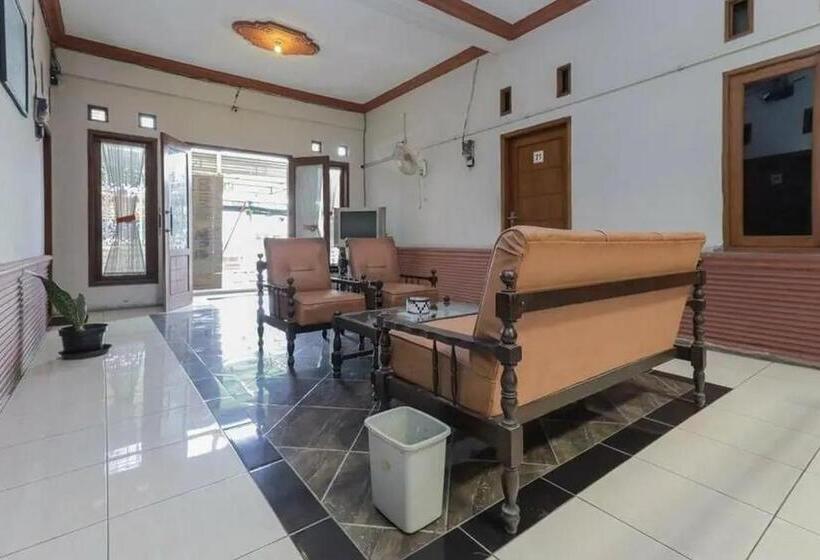 호텔 Oyo 91292 Pondok Inap Shofwa 1