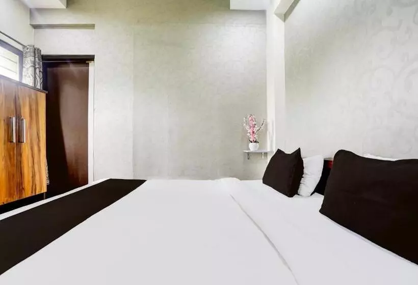 Super Hotel O Wardha Road Near Airport