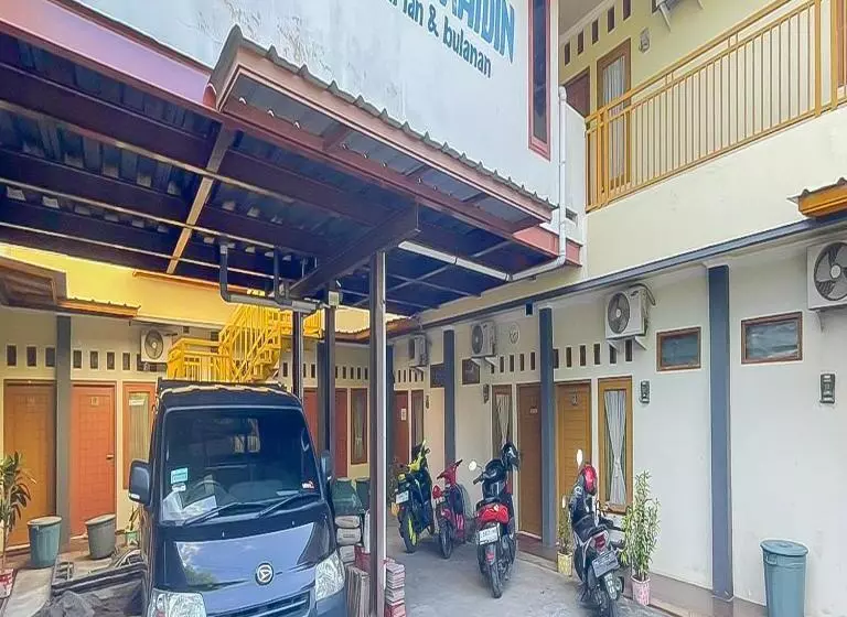 Hotelli Reddoorz At Wahidin Street Cirebon