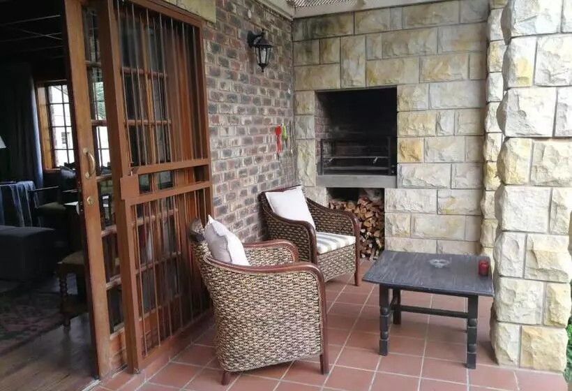 Majatalo Clarens Cottages