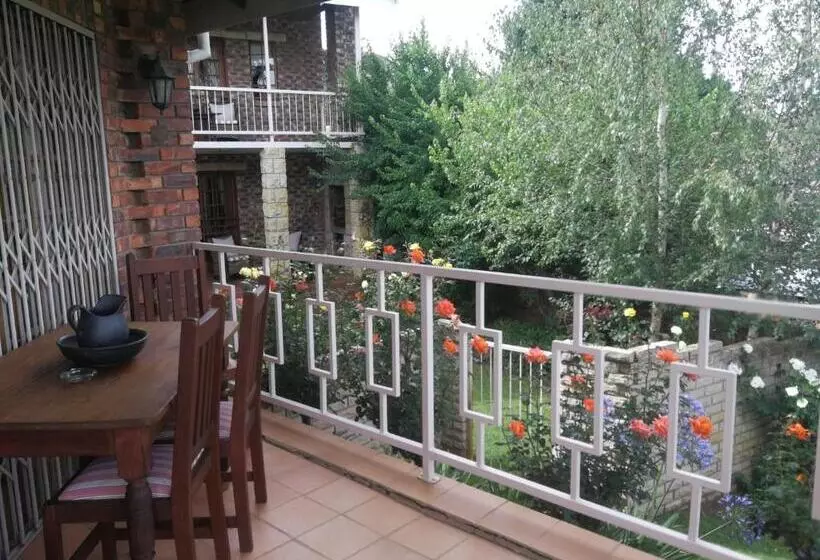 Majatalo Clarens Cottages