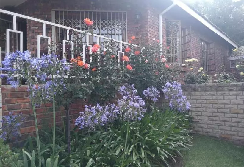 Majatalo Clarens Cottages