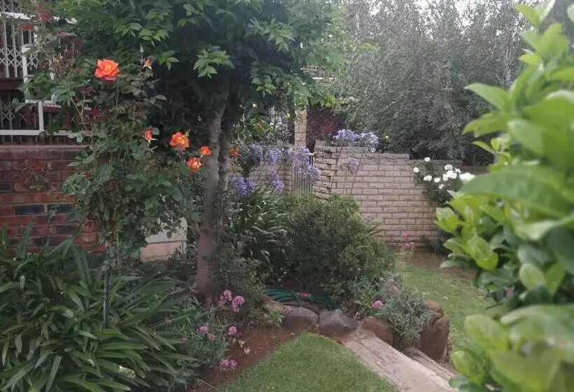 Majatalo Clarens Cottages