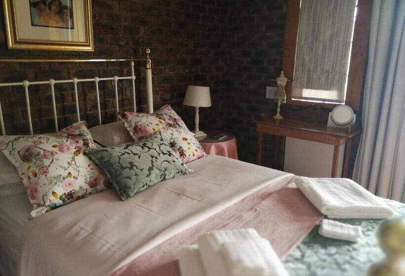 ペンション Clarens Cottages