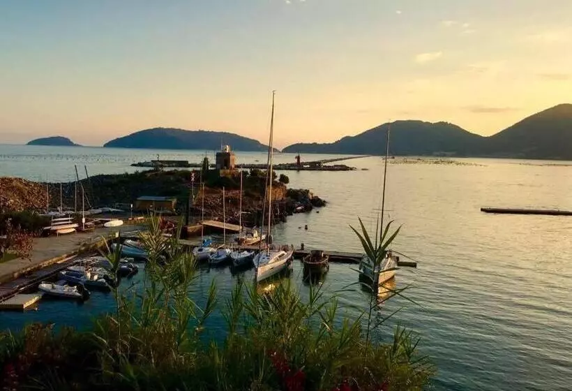 پانسیون Il Montetto3...vicino A Lerici