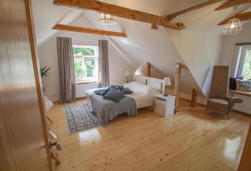 هاستل Ligatne Homestay