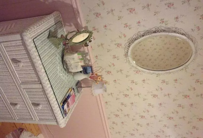 Aamiaismajoitus (B&B) Gite La Tourelle Du Cap