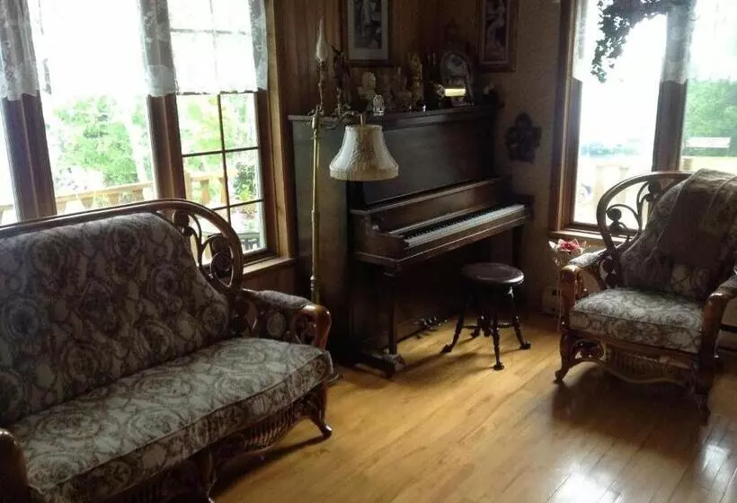 Aamiaismajoitus (B&B) Gite La Tourelle Du Cap