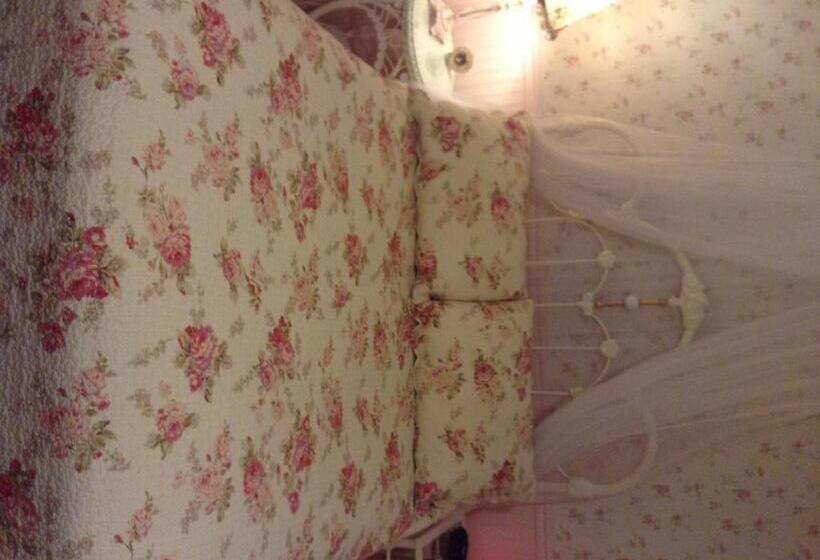 Bed and Breakfast Gite La Tourelle Du Cap