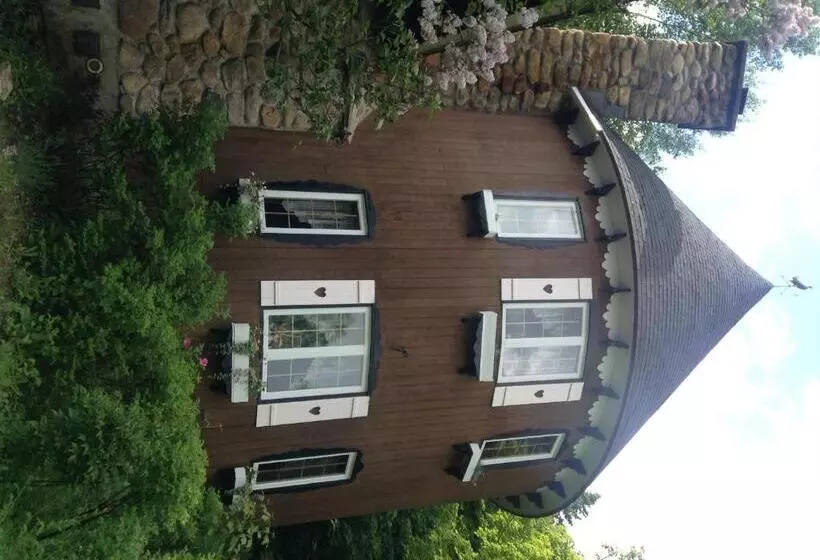 Aamiaismajoitus (B&B) Gite La Tourelle Du Cap