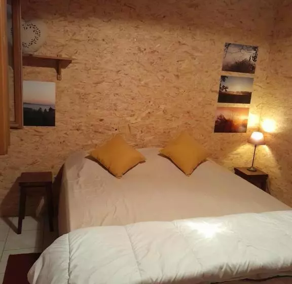 ホテル Alpagas Du Quercy