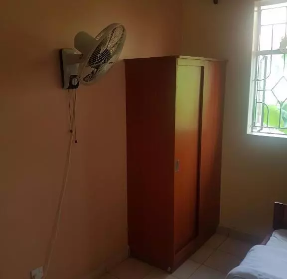 هتل Good Samaritan Inn
