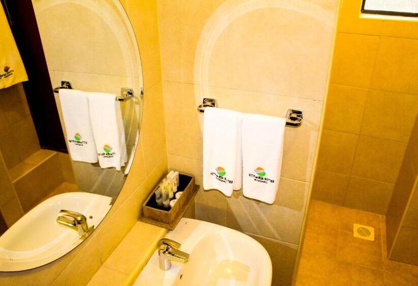 هتل Vittoria Suites