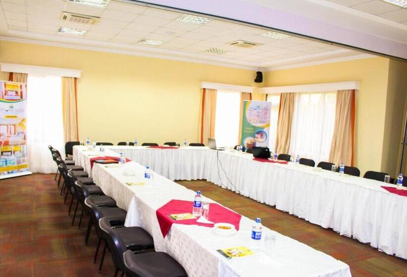 هتل Vittoria Suites