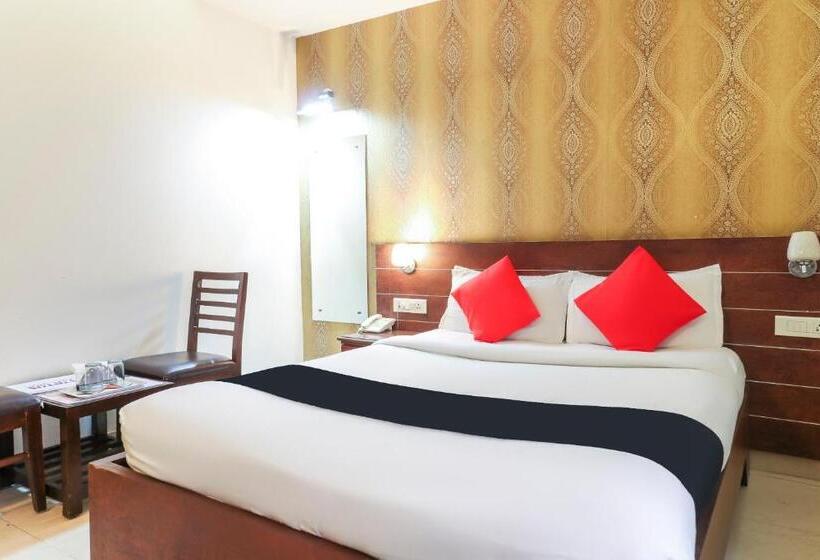 Oyo Hotel Status Executive Room S