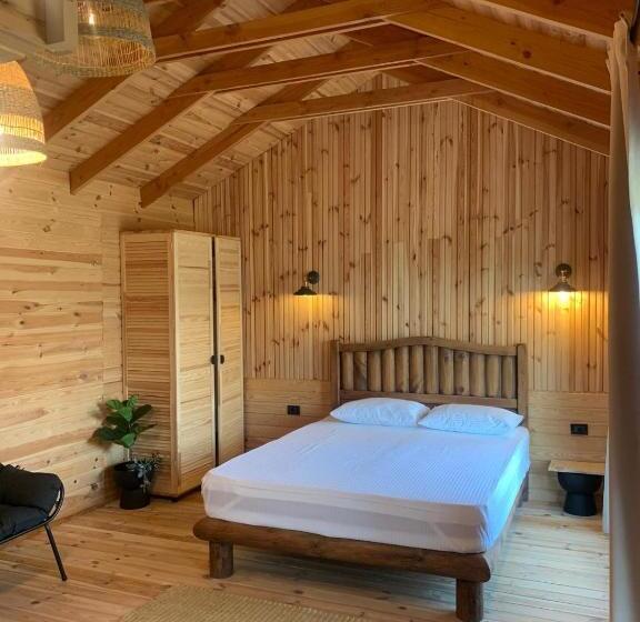 פנסיון Casa Gorjeana Complex Agroturistic