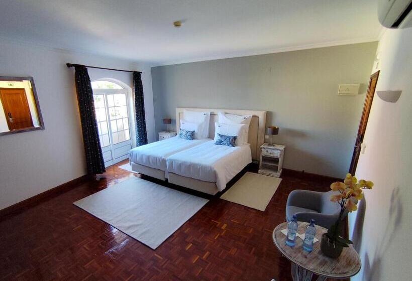 酒店 Luso Village Boutique