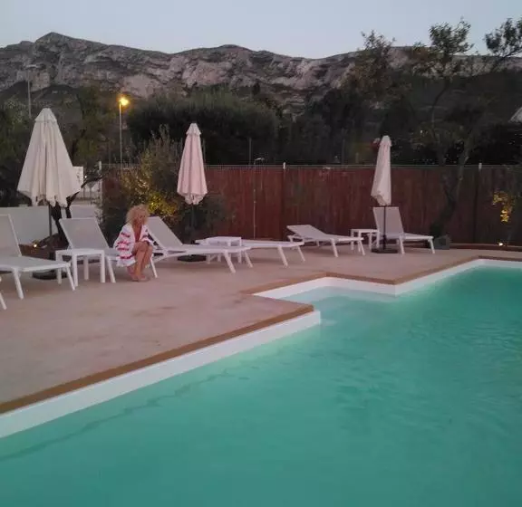 Aamiaismajoitus (B&B) Boho Suites Denia