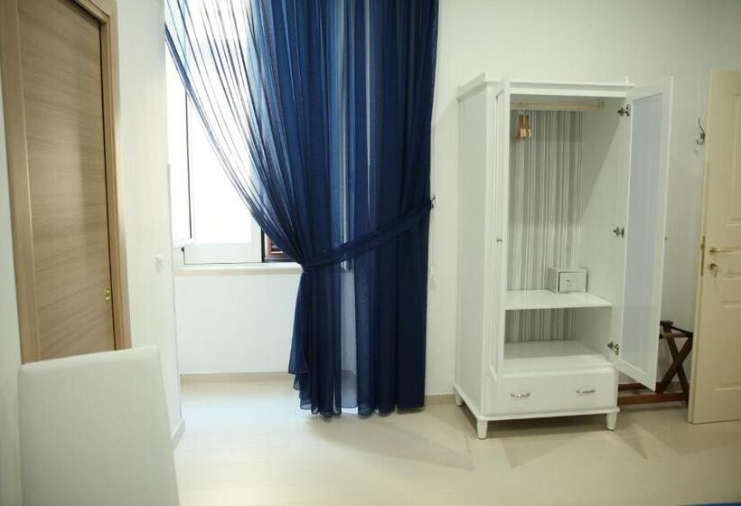 تختخواب و صبحانه Il Gioiellino Lifestyle