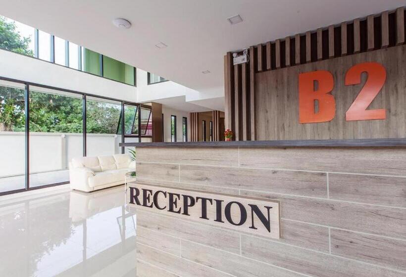 ホテル B2 Ubon Boutique And Budget
