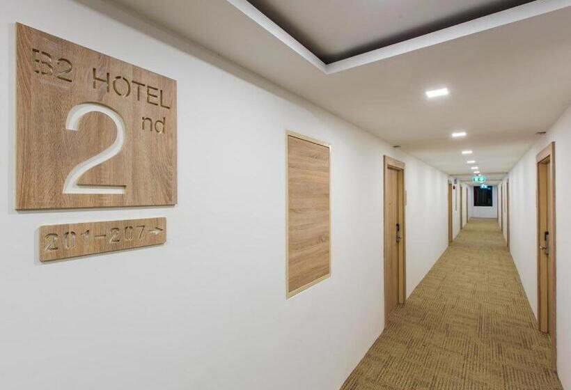 ホテル B2 Ubon Boutique And Budget