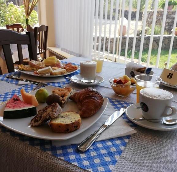 בית מלון כפרי Barbagia