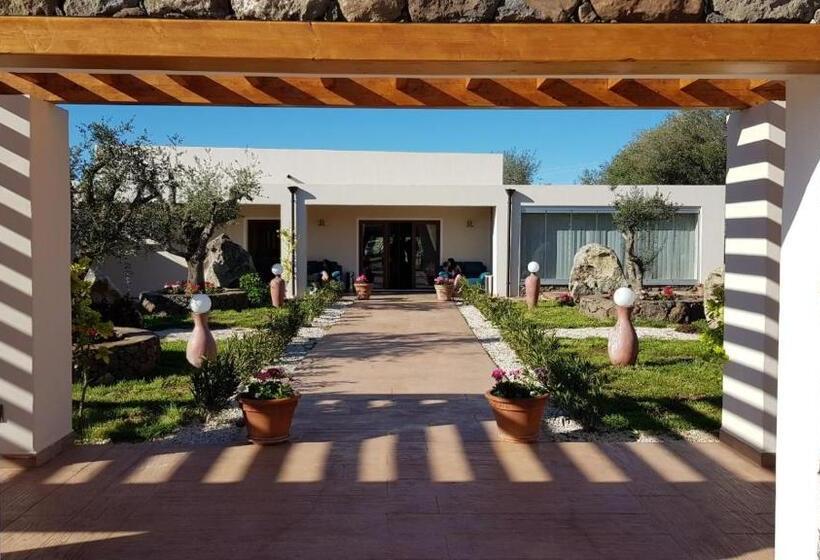 בית מלון כפרי Barbagia