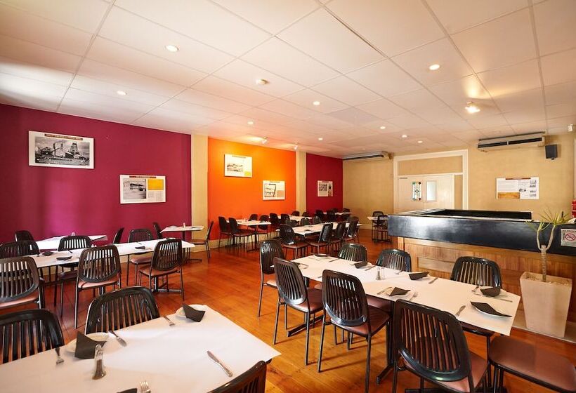 בית מלון כפרי Commercial