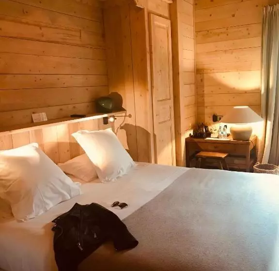 ホテル Le Cerf Amoureux  & Spa