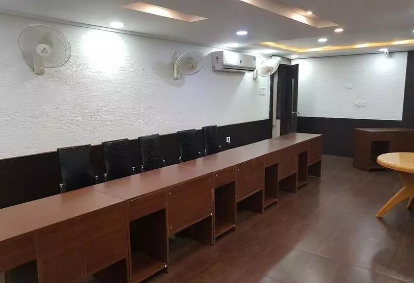 Hotelli Ramdhiri Corporate
