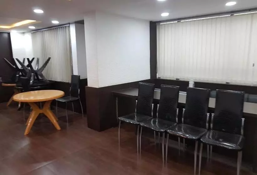 Hotelli Ramdhiri Corporate