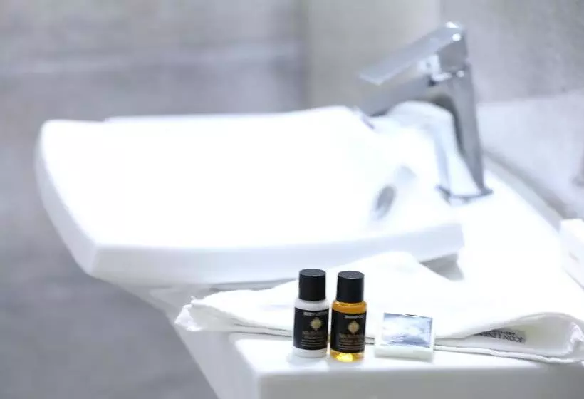 Mahayana River Resort