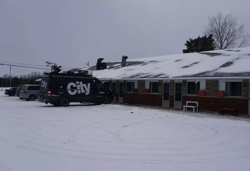 モーテル Shenstone Motor Inn And Restaurant